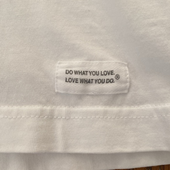 EUC Life is Good Men’s Crusher Tee Size Large Lucky 🍀 - Picture 5 of 7